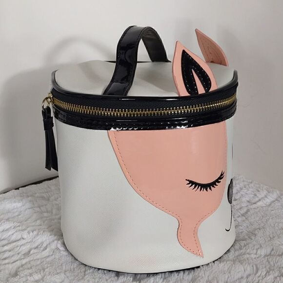 Round "Kitty Cat" Cosmetic Bag - Picture 2 of 6